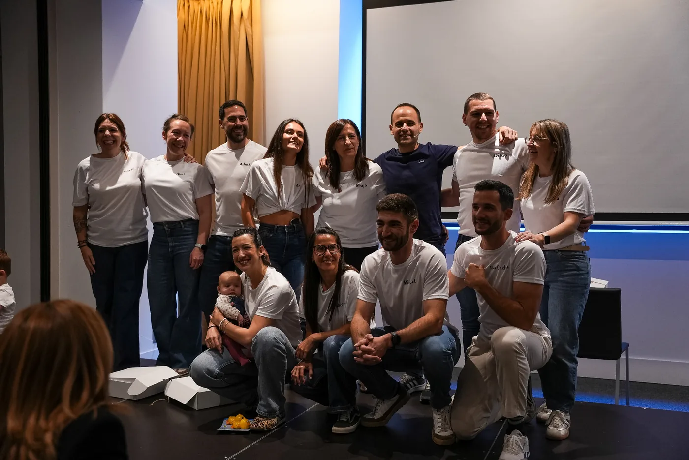 David Gracia con el equipo de Rompe los Moldes